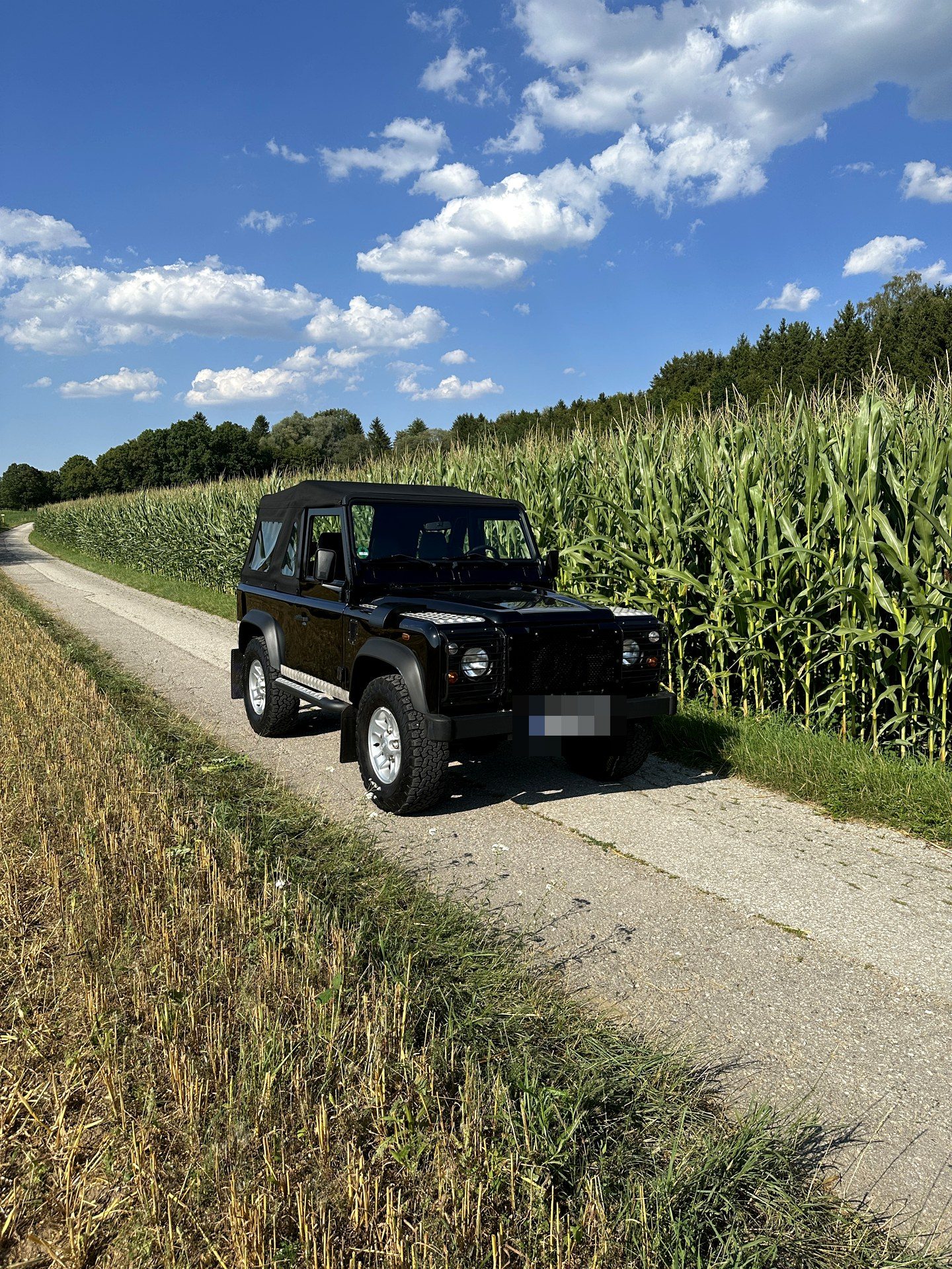 Land Rover Defender 90 Sondermodell Cabriolet Two — Aufnahme 1