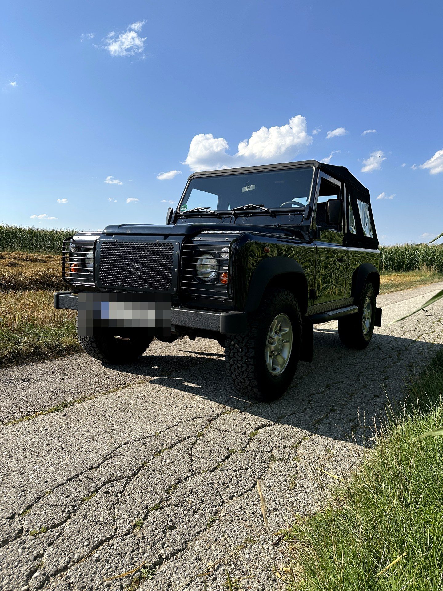 Land Rover Defender 90 Sondermodell Cabriolet Two — Aufnahme 4