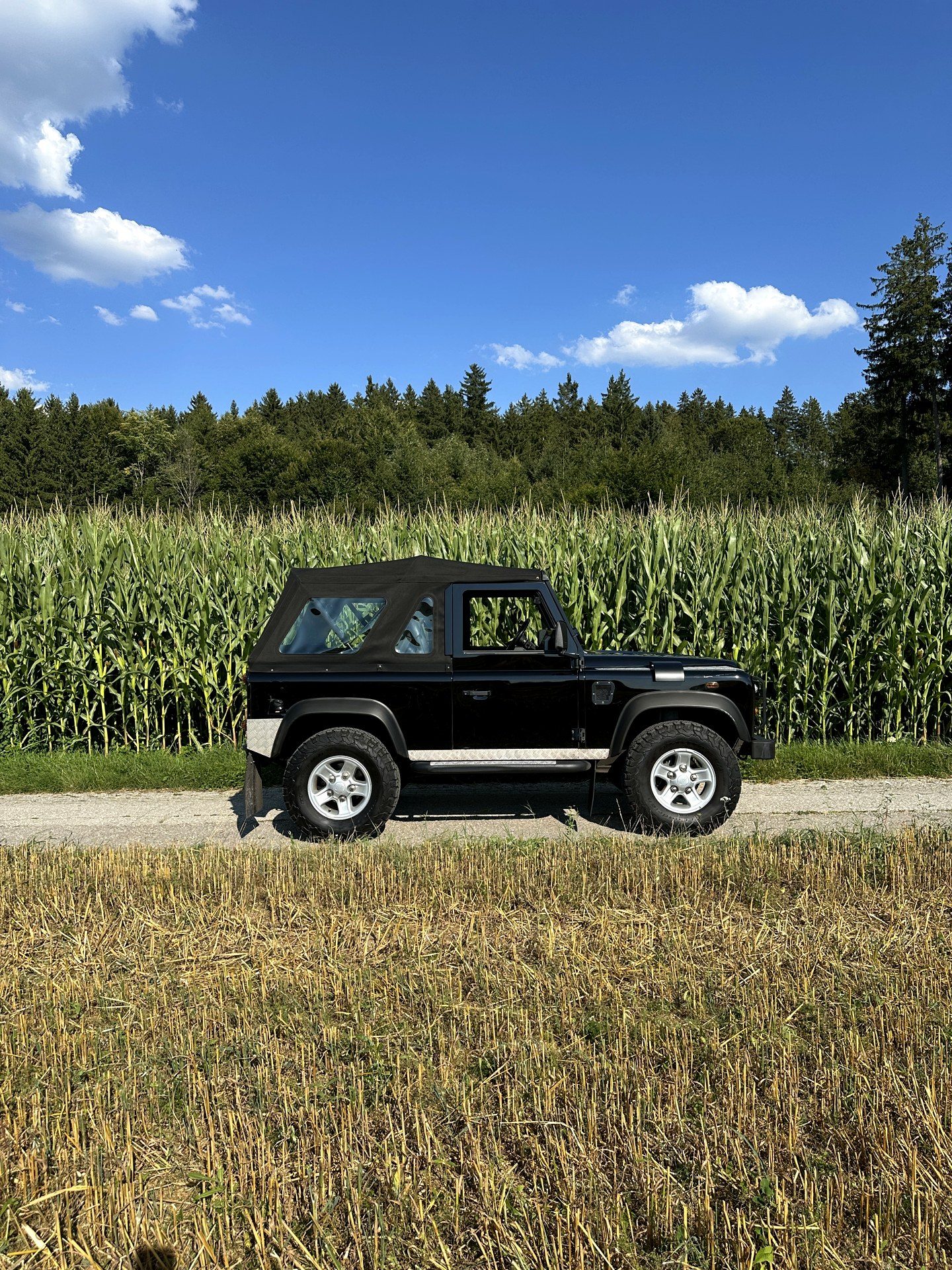 Land Rover Defender 90 Sondermodell Cabriolet Two — Aufnahme 6